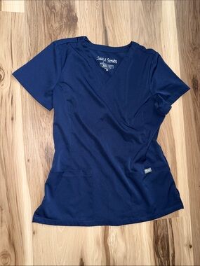 Women's Navy V-Neck Scrub Top